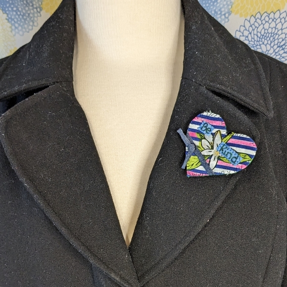 Upcycled Be Kind Heart Pin - Picture 2 of 4